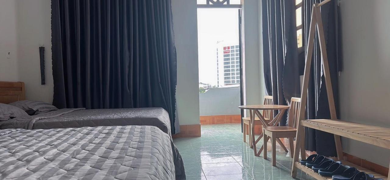 Hotel Minh Vy ลองไห่ ภายนอก รูปภาพ