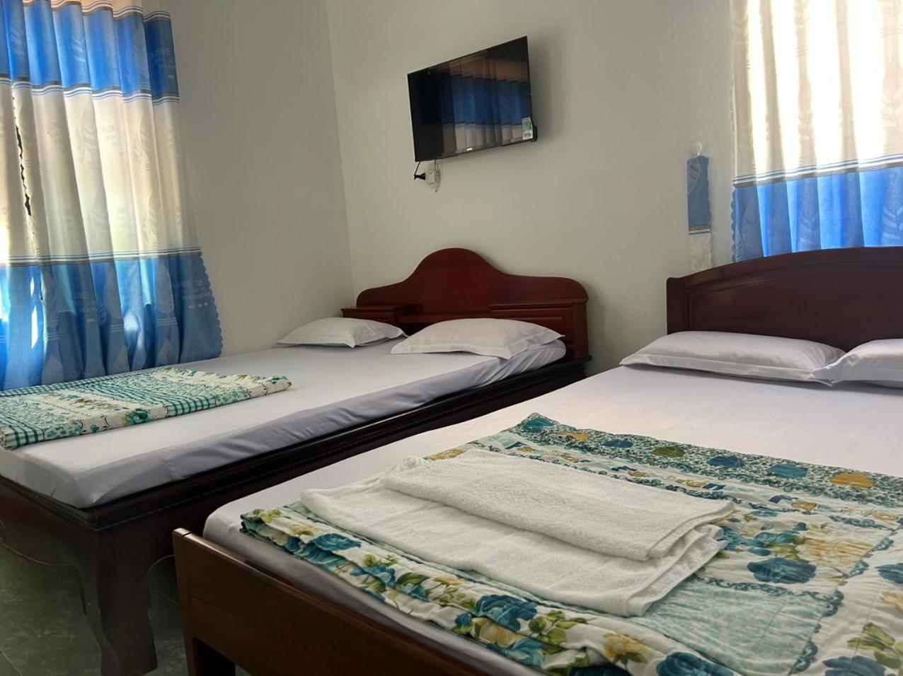Hotel Minh Vy ลองไห่ ภายนอก รูปภาพ