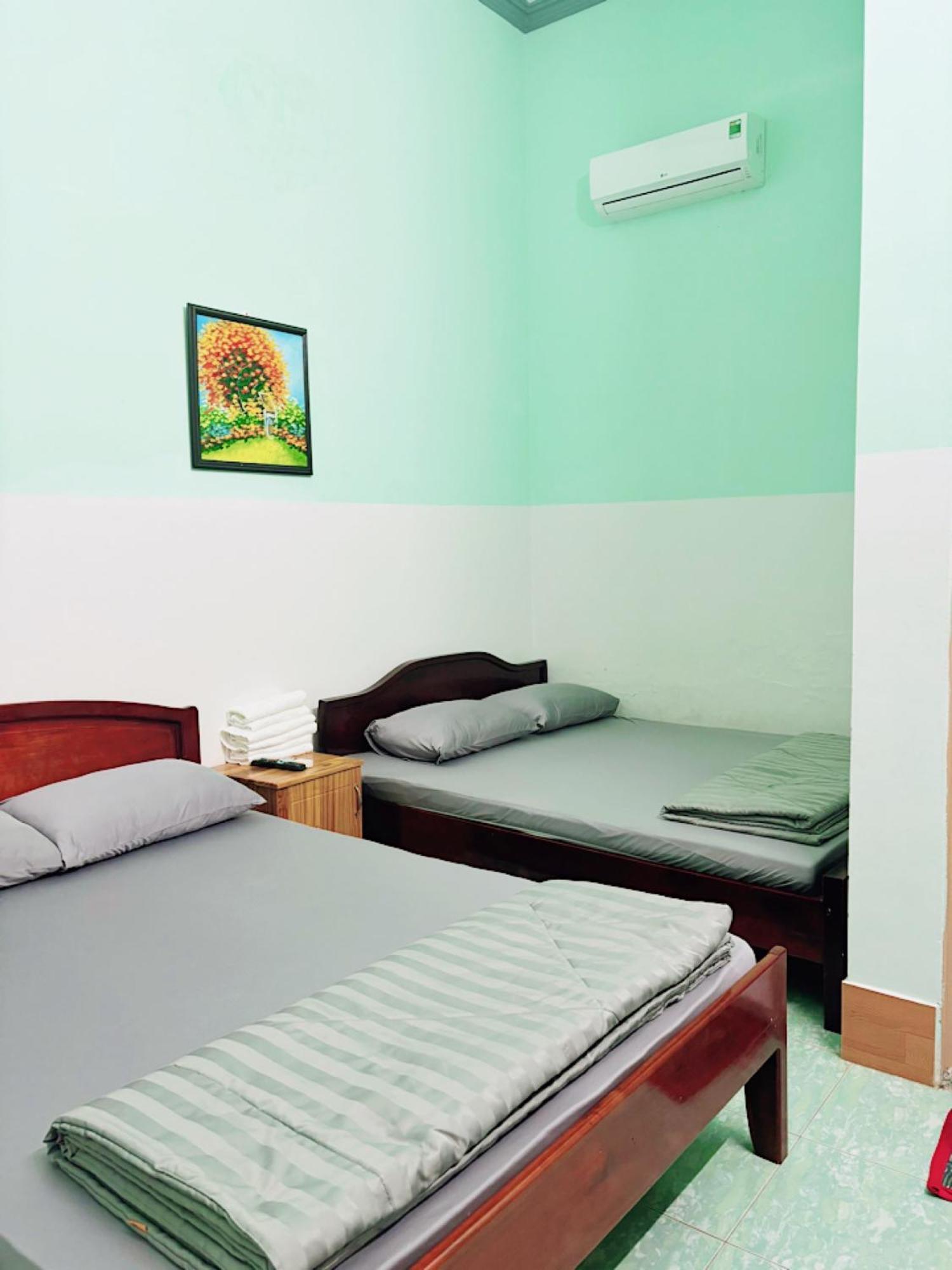 Hotel Minh Vy ลองไห่ ภายนอก รูปภาพ