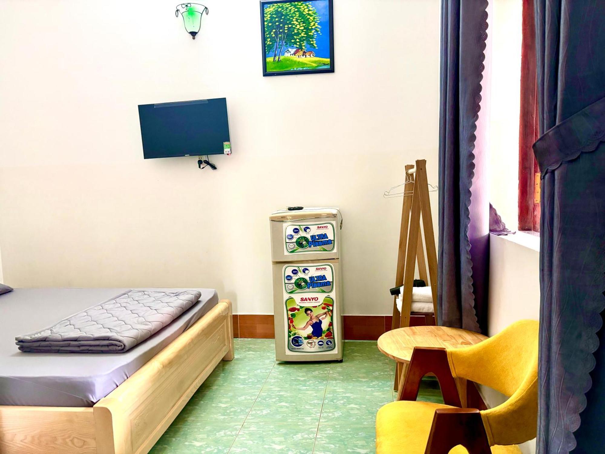 Hotel Minh Vy ลองไห่ ภายนอก รูปภาพ